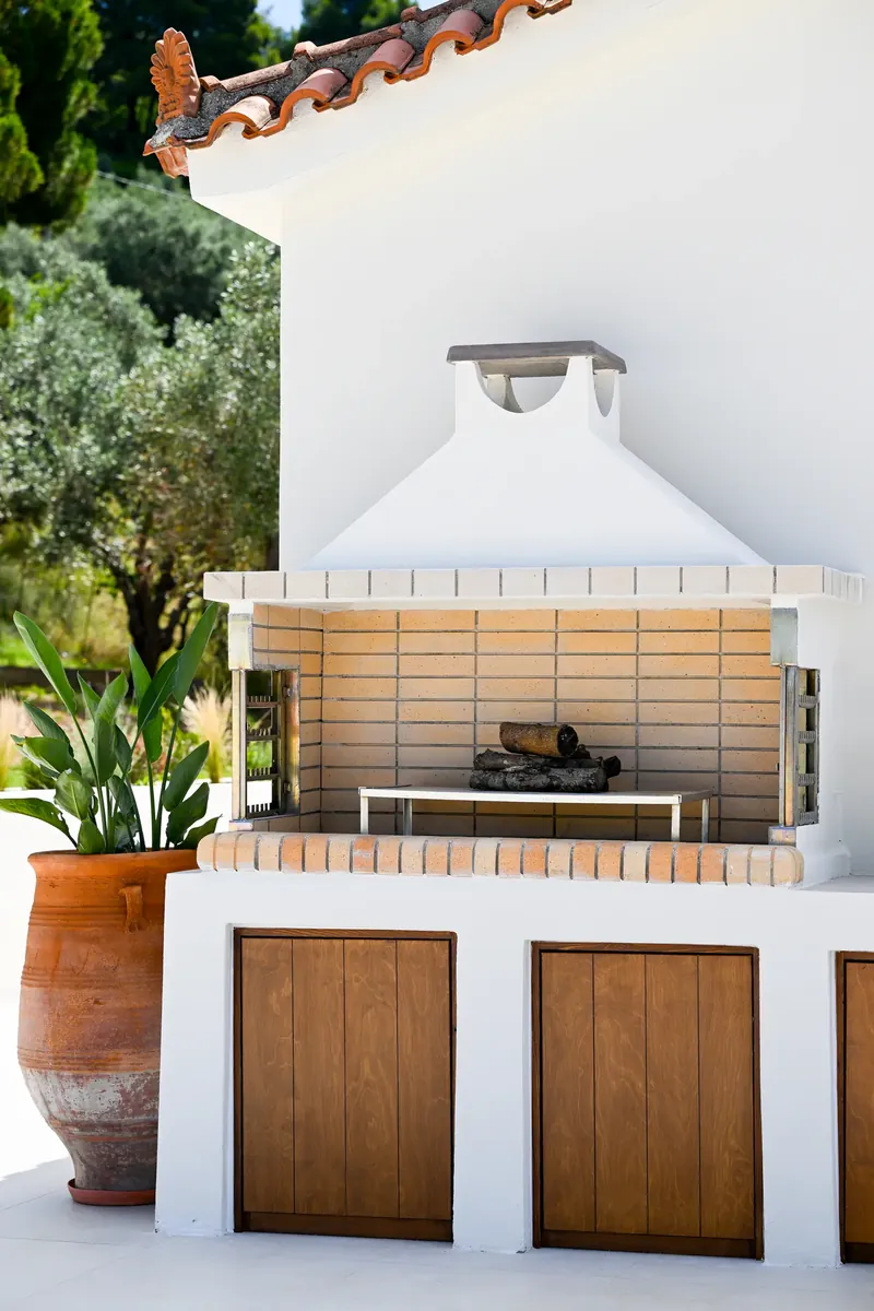 The built barbecue on the terrace