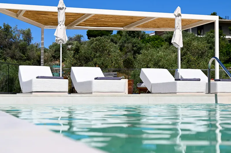 The turquoise water of the pool